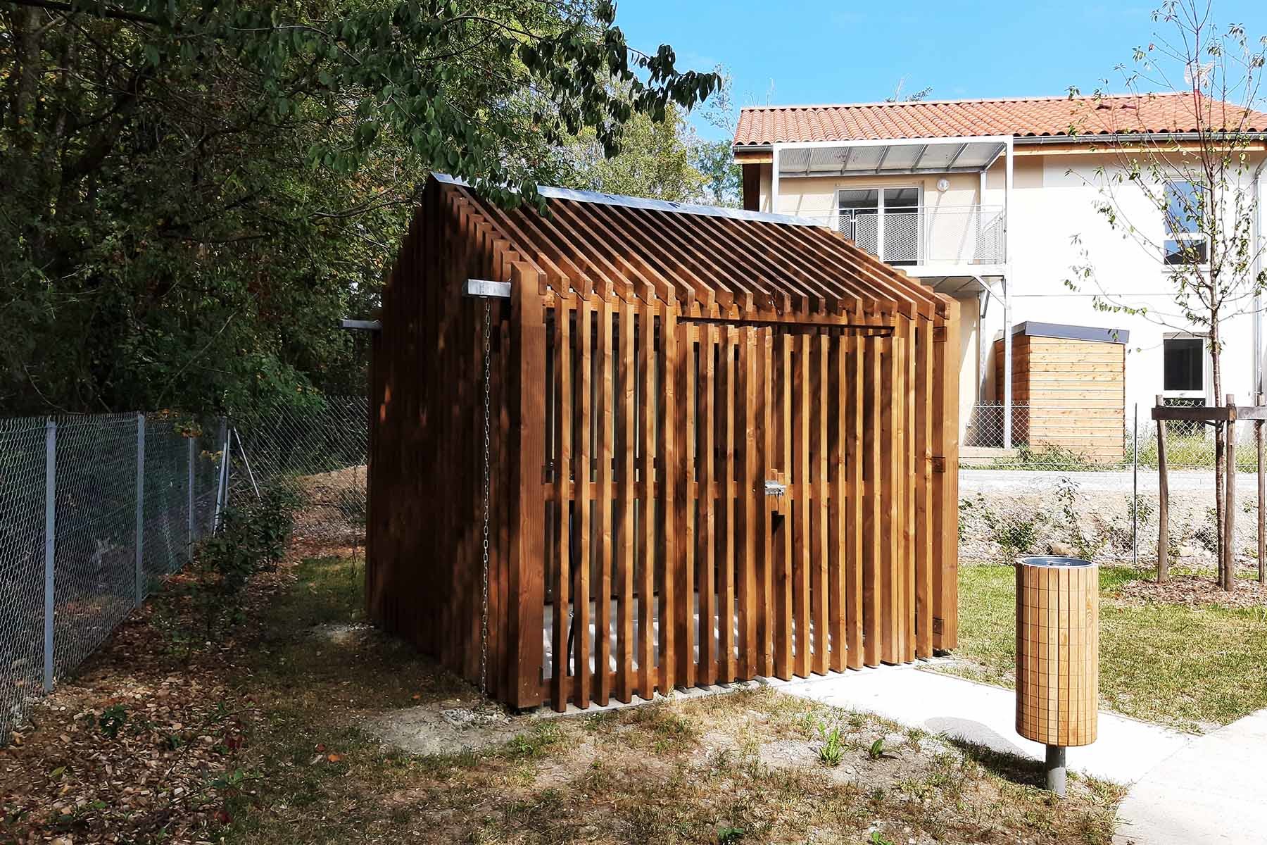 abris-bois-sur-mesure-ehpad-moirans