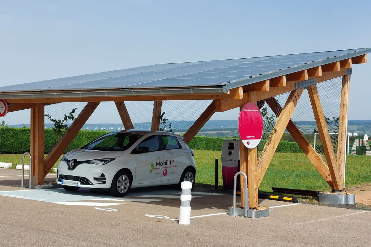 ombriere-de-parking-sur-mesure ombriere-de-parking-sur-mesure