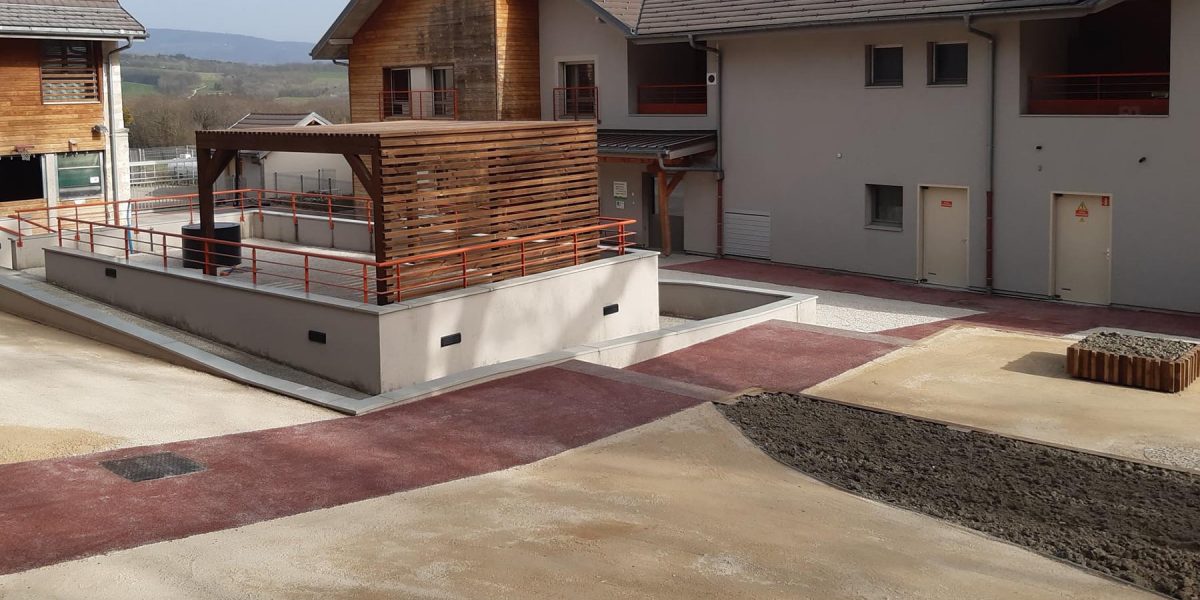 pergola-terrasse-fam-la-ferme-des-roches