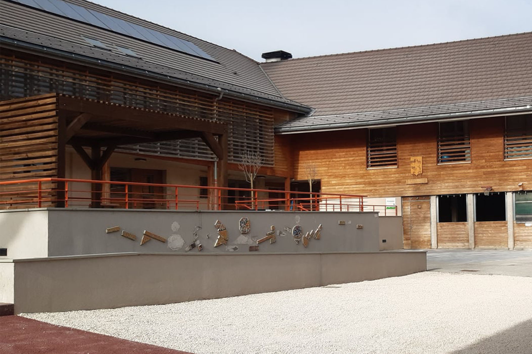pergola-bois-terrasse-fam-la-ferme-des-roches