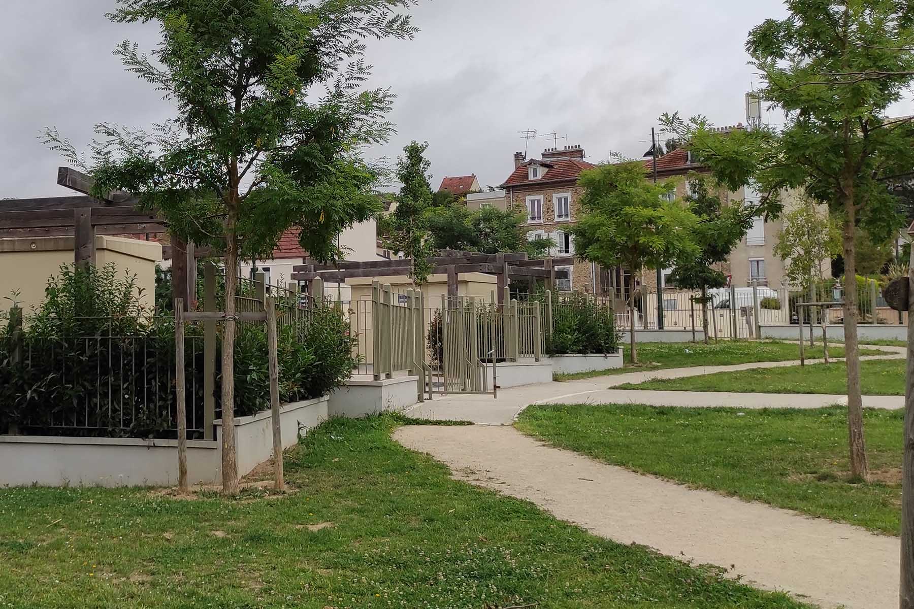 pergola-en-bois-quartier-papeterie-corbeil-essonnes